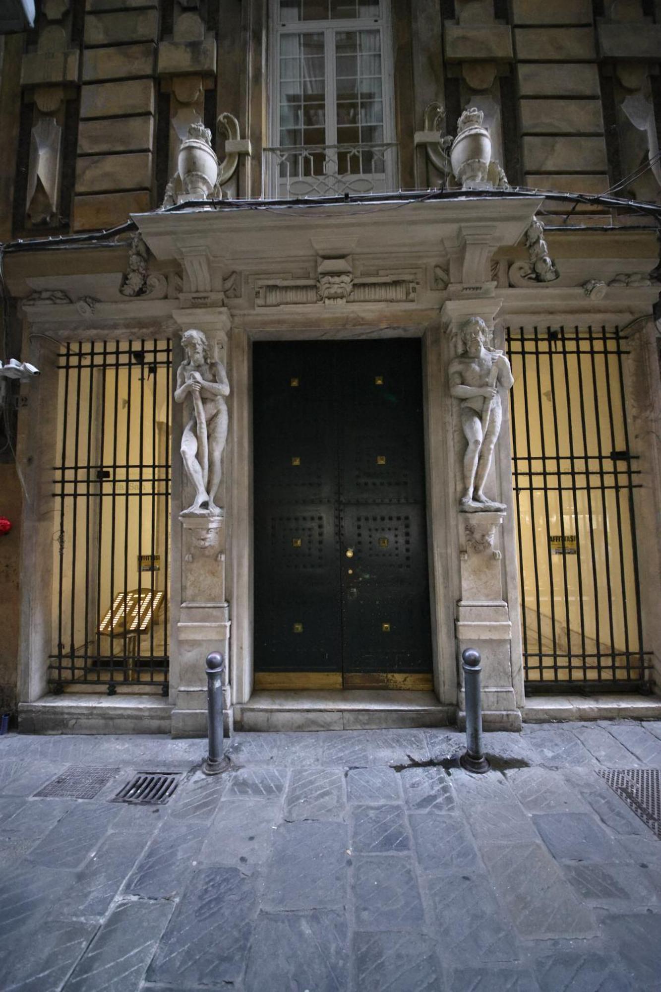 Nik Rooms Genoa Bagian luar foto