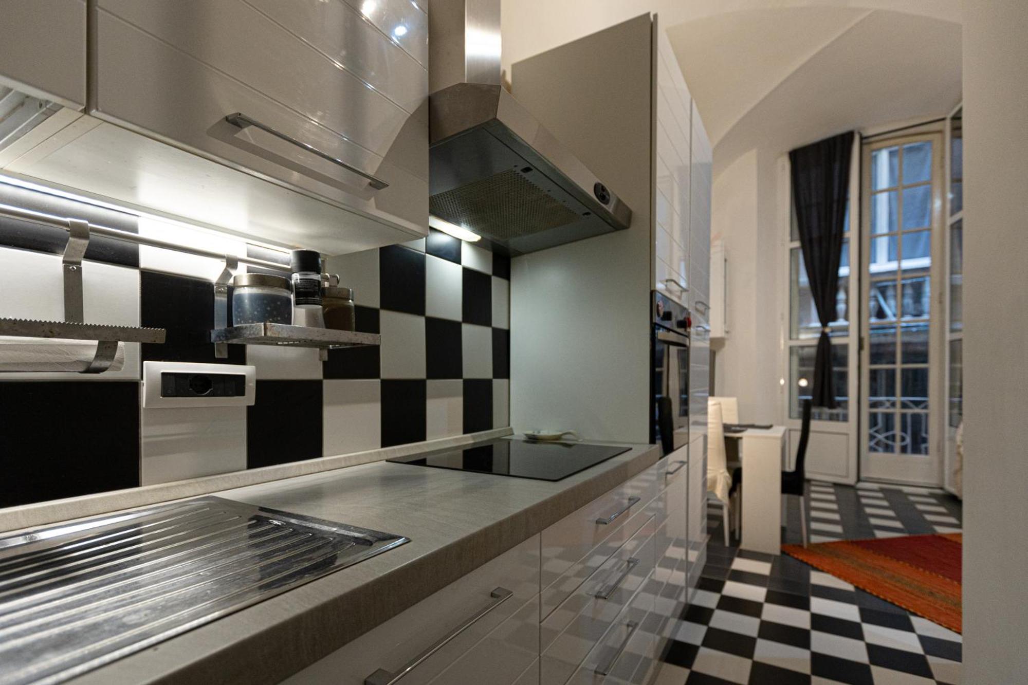 Nik Rooms Genoa Bagian luar foto
